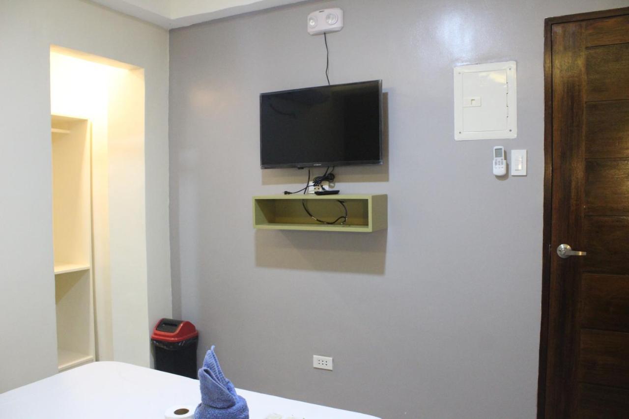 Ninie'S Place Puerto Princesa ภายนอก รูปภาพ