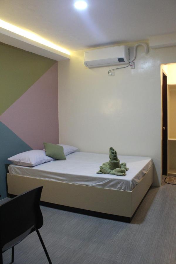 Ninie'S Place Puerto Princesa ภายนอก รูปภาพ
